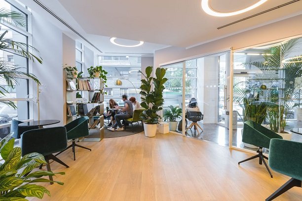 Pembersihan Kantor